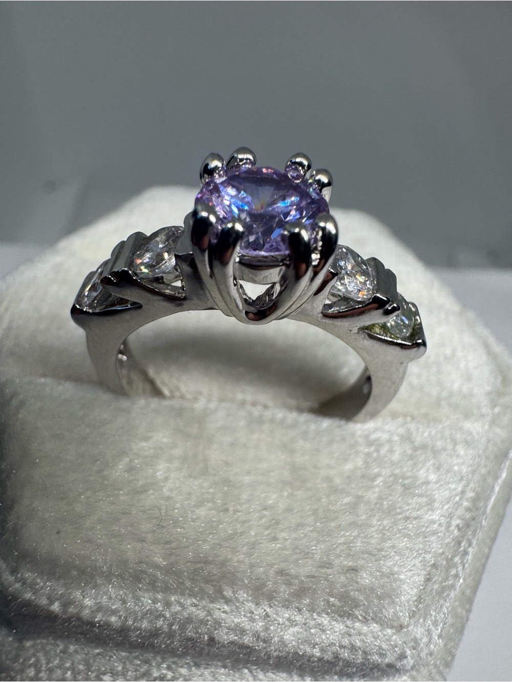 14K 585 White Gold Amethyst Ring Size 8 | 4.74g - Picture 4 of 14